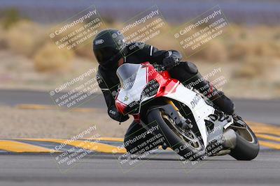 media/Dec-17-2022-SoCal Trackdays (Sat) [[224abd9271]]/Turn 16 (210pm)/